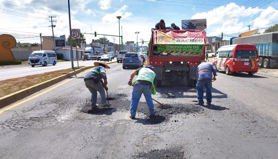 Avanzan En Tulancingo Las Obras De Bacheo En Caminos Estatales Y Federales